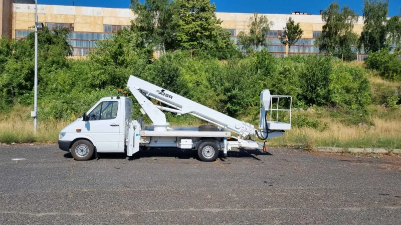 Автовишка Друга марка GSR 200T