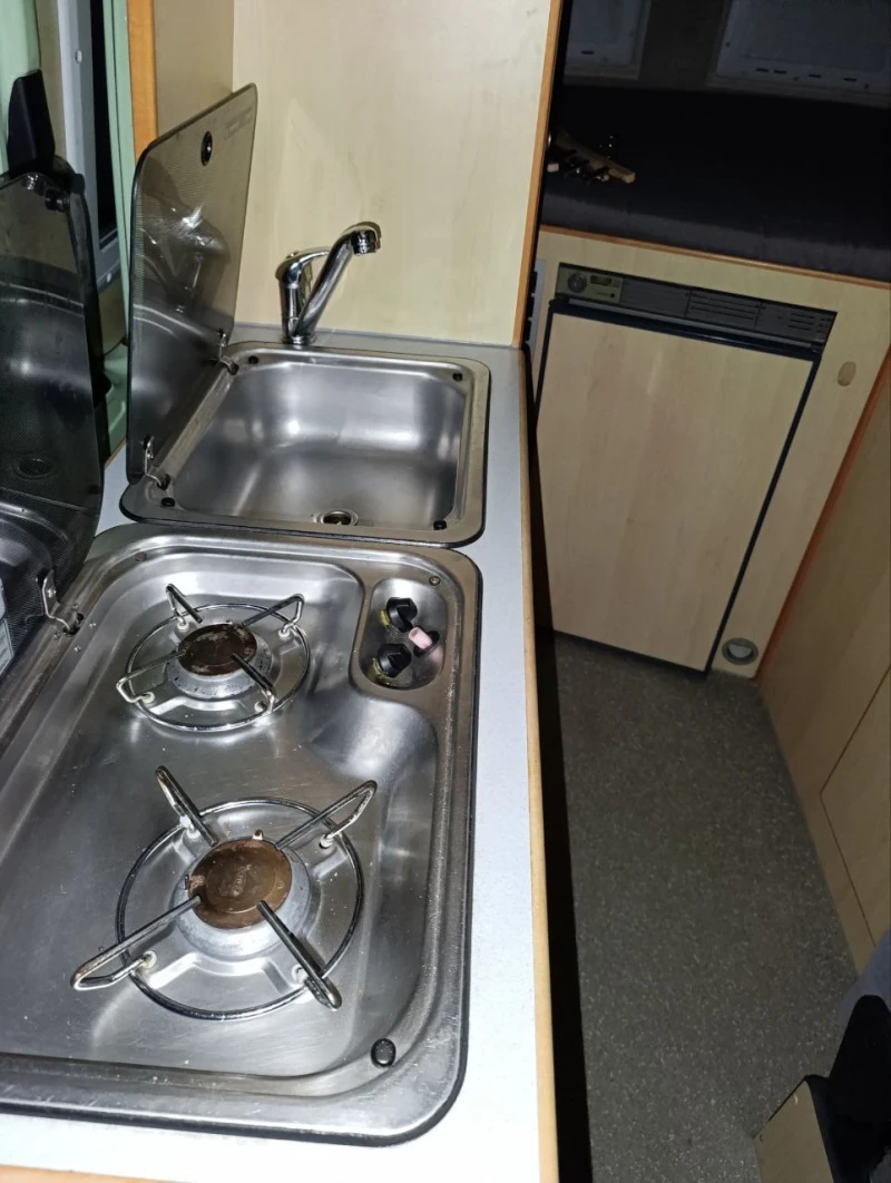 Кемпер Mercedes-Benz Sprinter 316, снимка 8 - Каравани и кемпери - 53182085