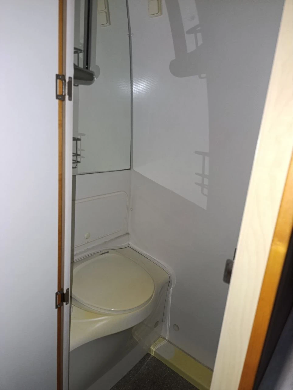 Кемпер Mercedes-Benz Sprinter 316 - изображение 5