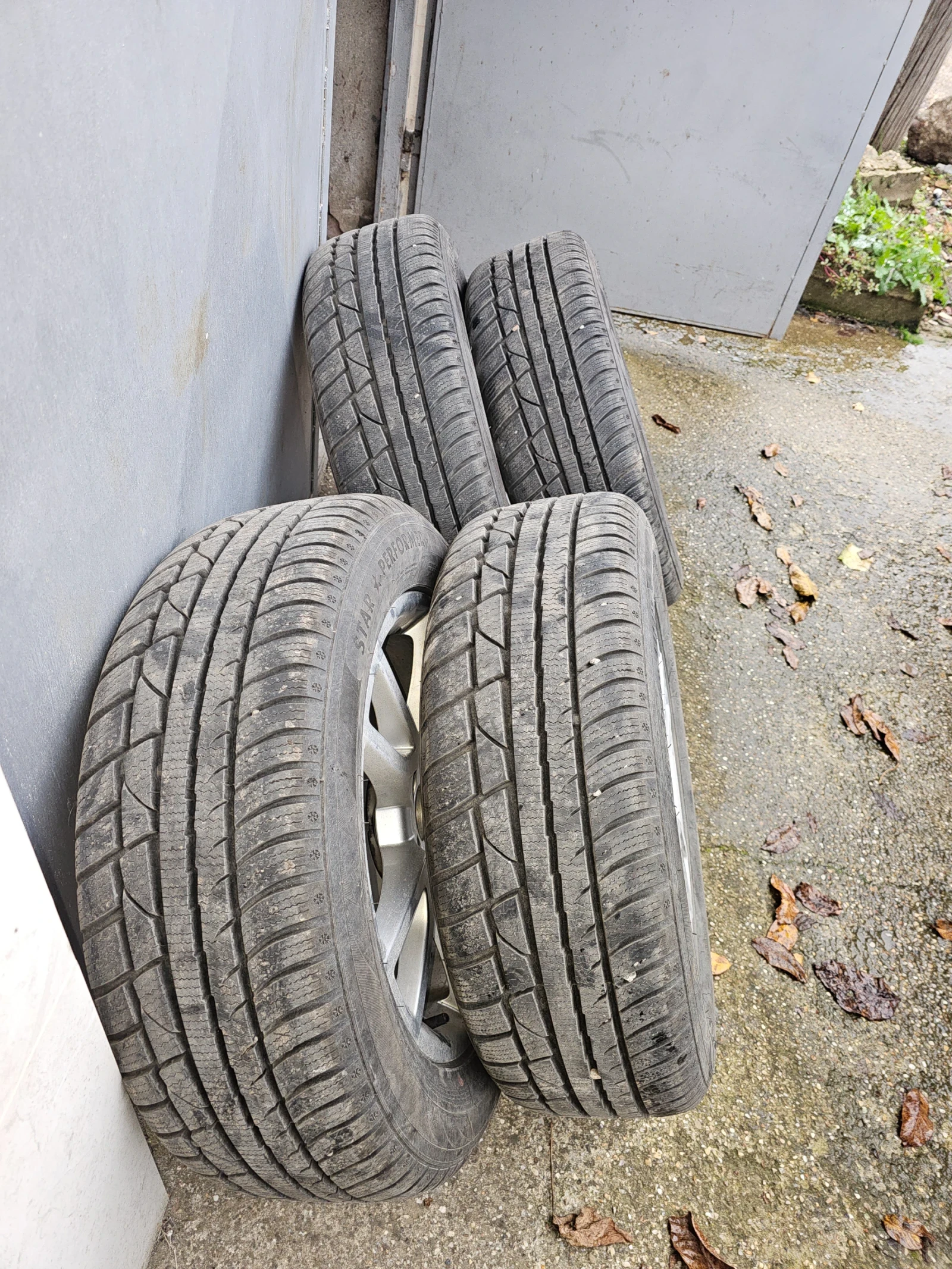 Гуми с джанти 215/60R17, снимка 3 - Гуми и джанти - 56718155