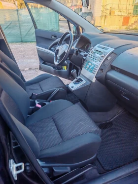Toyota Corolla verso, снимка 6