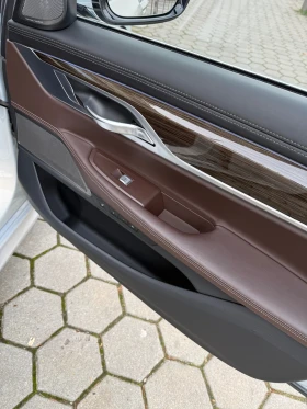 BMW 750 X drive, M-paket - 25500 € / 49873.67 лв. - 68529827 12