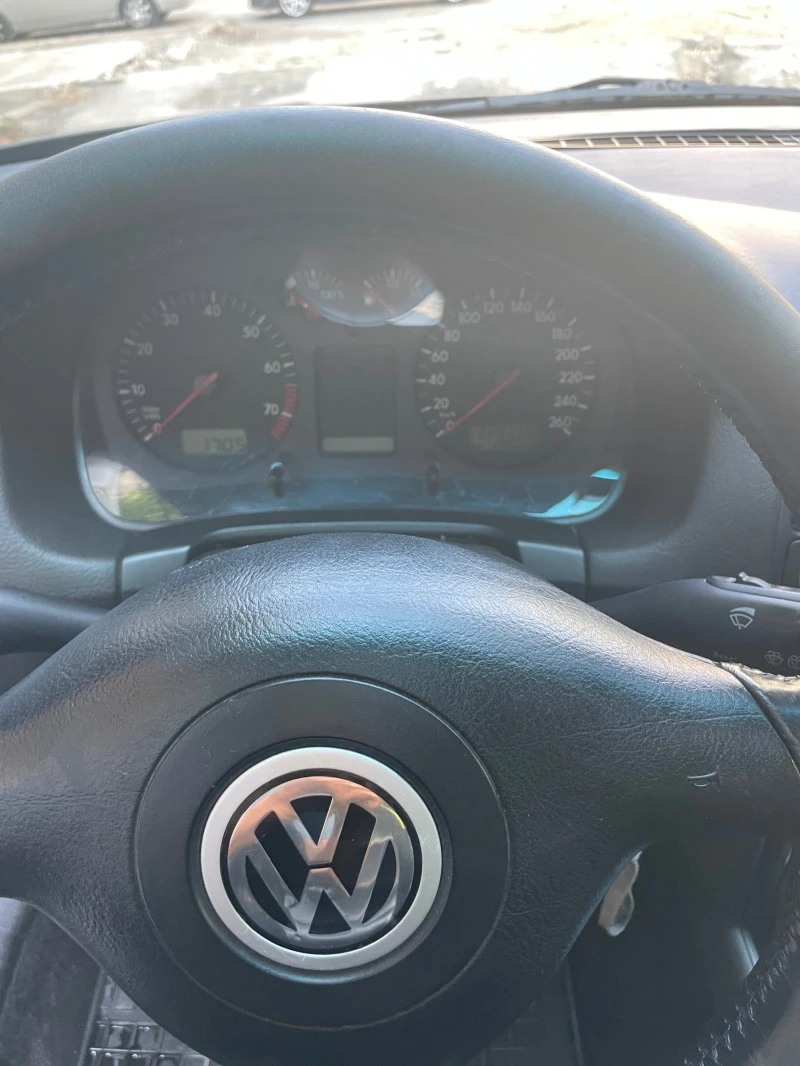 VW Golf, снимка 13 - Автомобили и джипове - 47458846