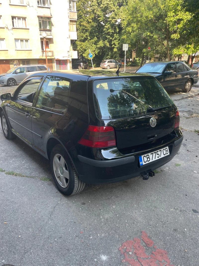 VW Golf, снимка 4 - Автомобили и джипове - 47458846