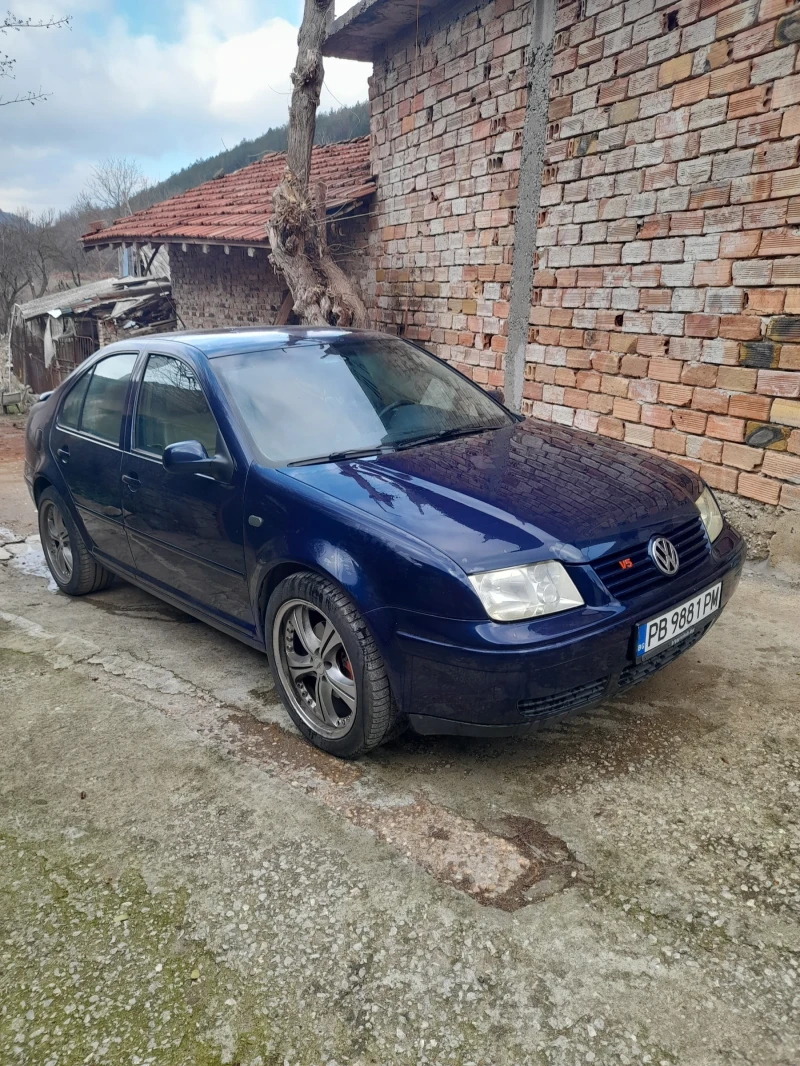 VW Bora 2.3 V5, снимка 4 - Автомобили и джипове - 48622930