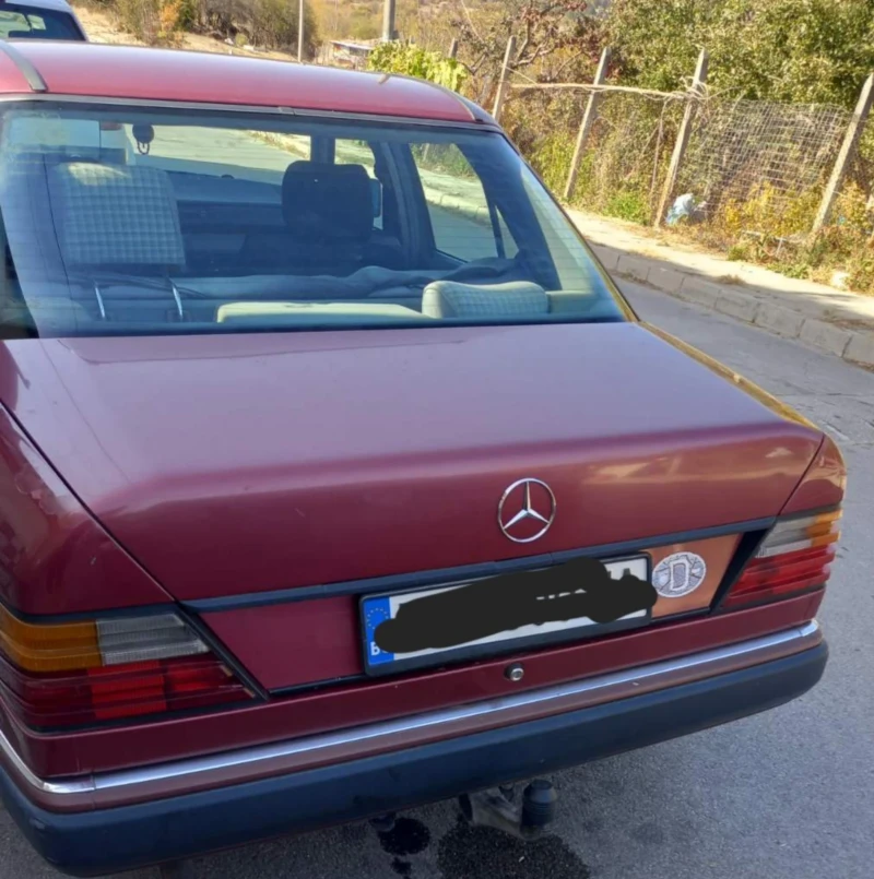 Mercedes-Benz 124, снимка 3 - Автомобили и джипове - 47815841