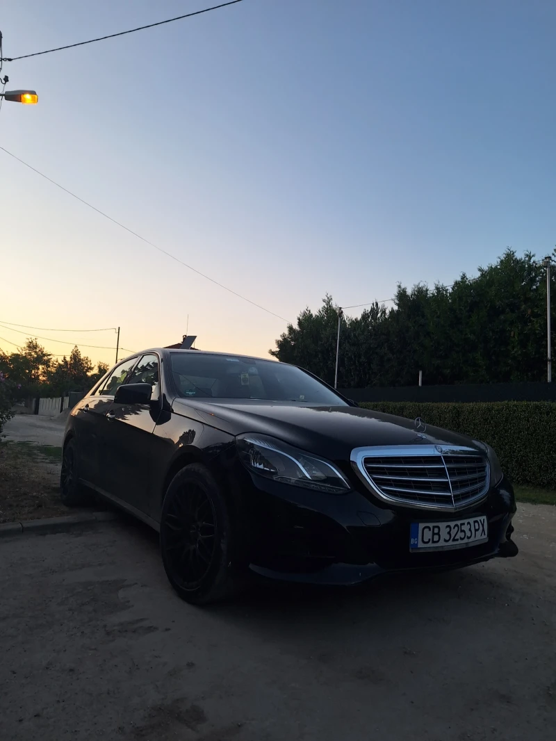 Mercedes-Benz E 200, снимка 1 - Автомобили и джипове - 48145282