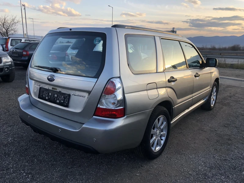 Subaru Forester   2.0 4х4 газов инжекцион, снимка 6 - Автомобили и джипове - 48934163