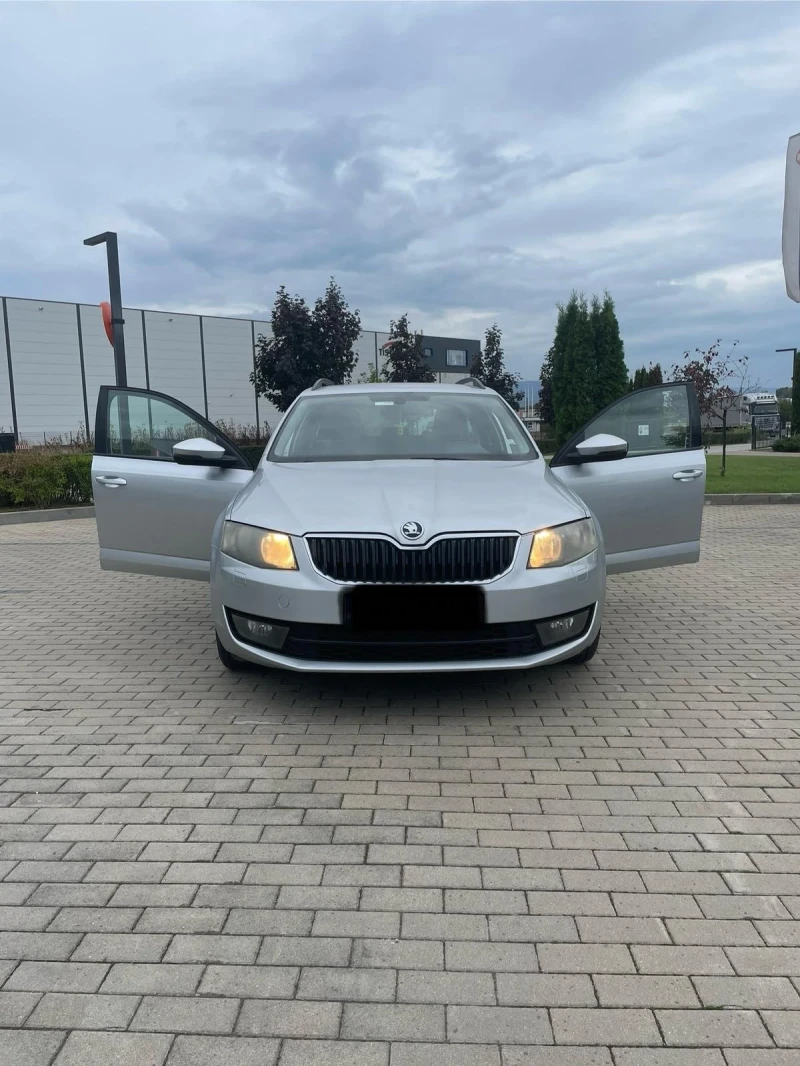 Skoda Octavia 1.6TDI 105hp, снимка 2 - Автомобили и джипове - 49186457