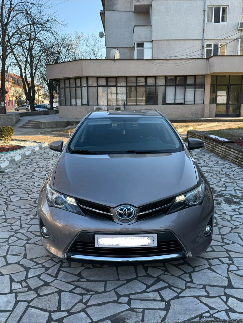 Toyota Auris HYBRID, снимка 1 - Автомобили и джипове - 49235771