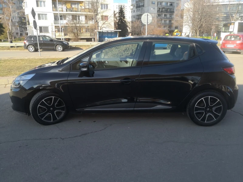 Renault Clio Clio 4, снимка 4 - Автомобили и джипове - 49391086