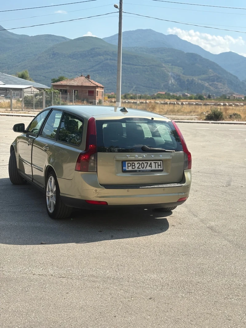 Volvo V50, снимка 4 - Автомобили и джипове - 51750906