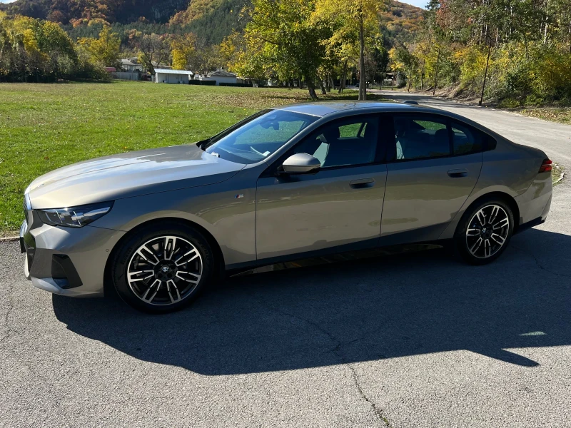 BMW 520 d xDrive - Гаранция до 02.2027, снимка 2 - Автомобили и джипове - 51942129