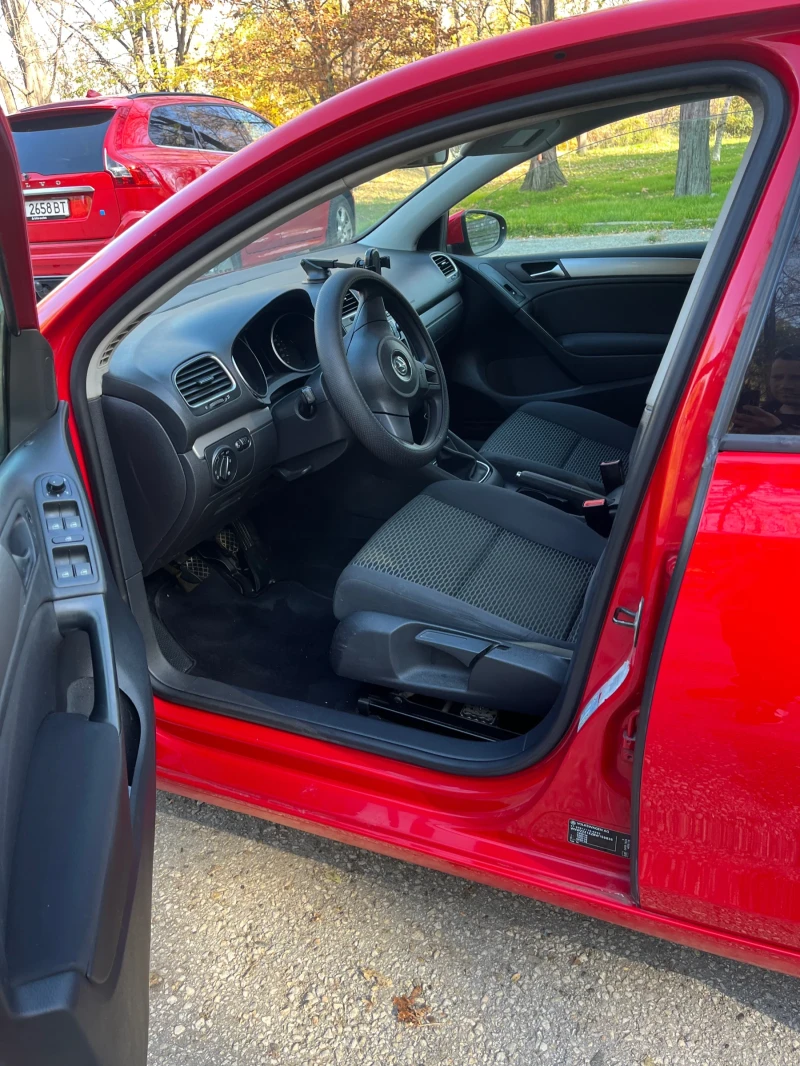 VW Golf, снимка 9 - Автомобили и джипове - 52431052