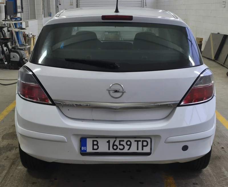 Opel Astra 1.6-115кс., снимка 5 - Автомобили и джипове - 52680596