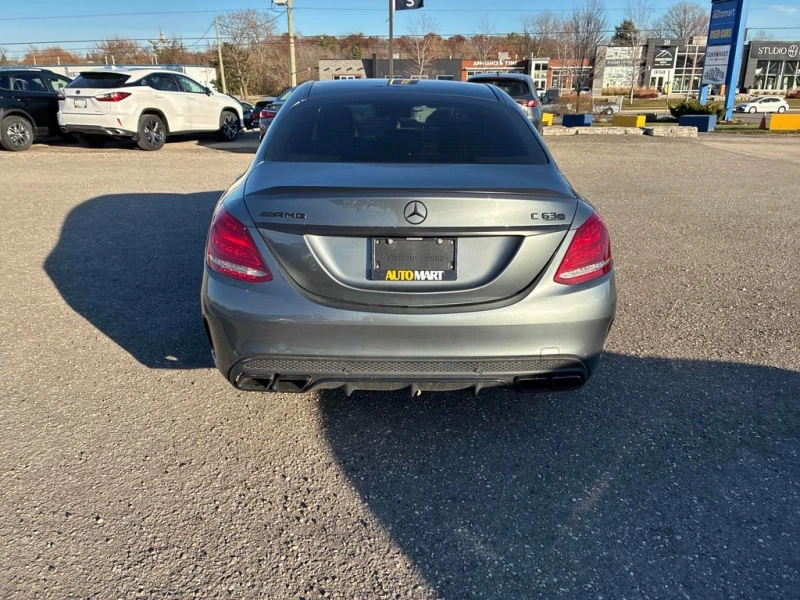 Mercedes-Benz C 63 AMG * S * CARFAX * БЕЗ ПЪРВОНАЧАЛНА ВНОСКА, снимка 4 - Автомобили и джипове - 52813785