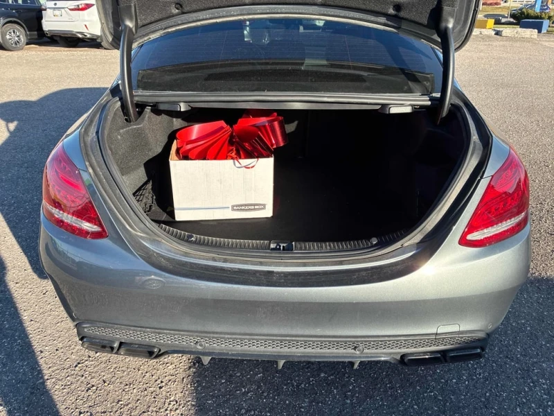 Mercedes-Benz C 63 AMG * S * CARFAX * БЕЗ ПЪРВОНАЧАЛНА ВНОСКА, снимка 16 - Автомобили и джипове - 52813785