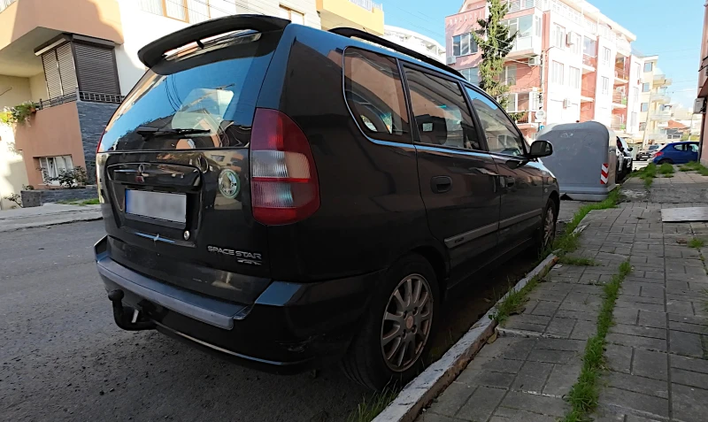Mitsubishi Space star, снимка 5 - Автомобили и джипове - 53095525