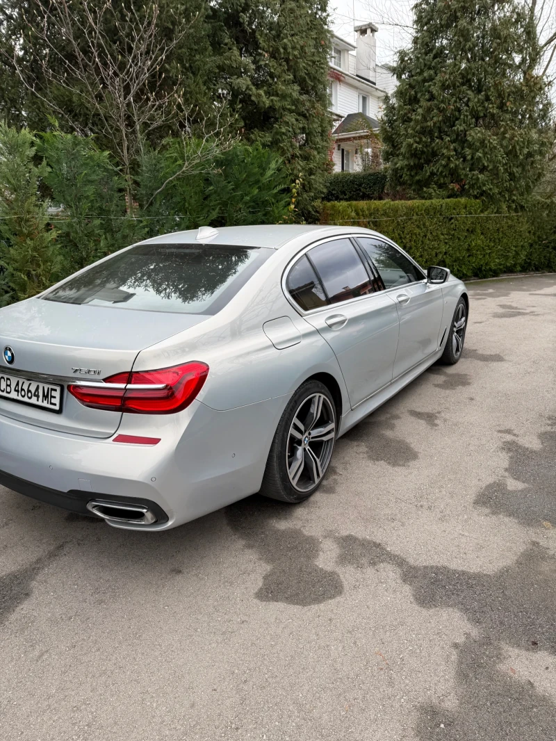 BMW 750 X drive, M-paket, снимка 5 - Автомобили и джипове - 53229152