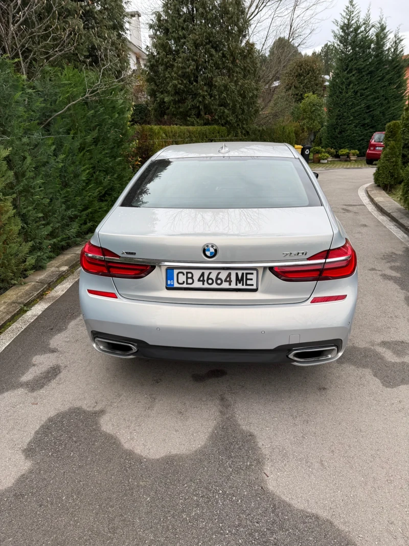 BMW 750 X drive, M-paket, снимка 4 - Автомобили и джипове - 53229152