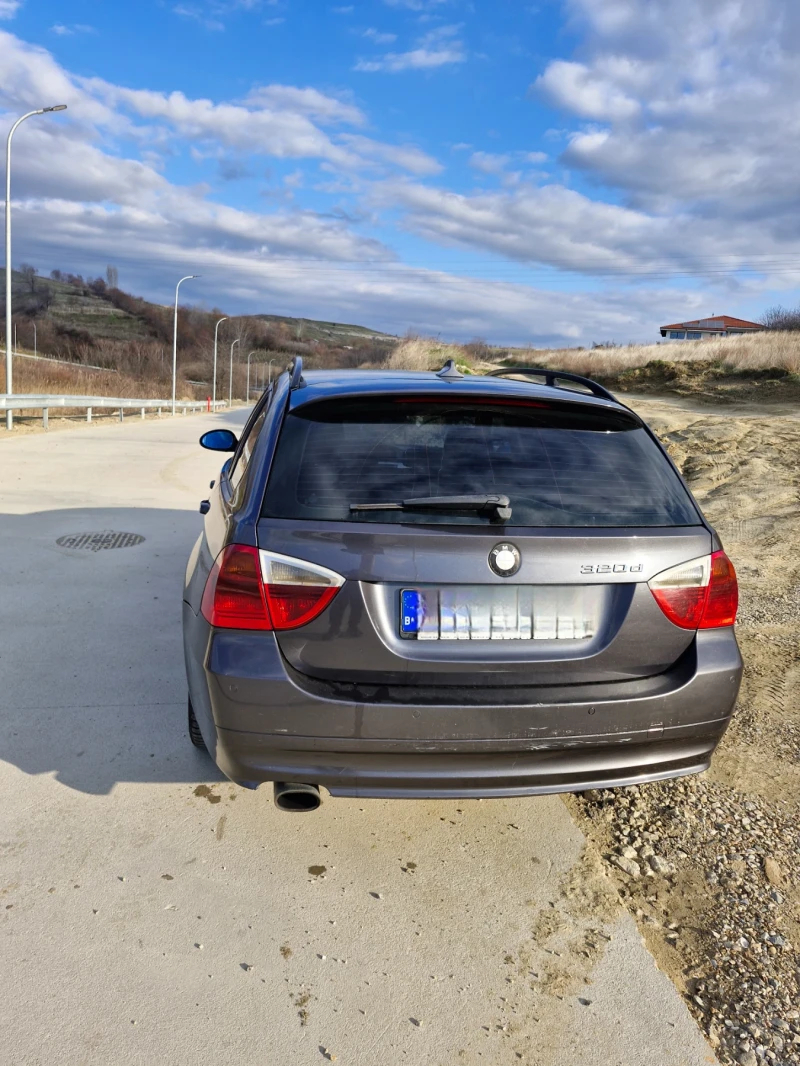 BMW 320, снимка 4 - Автомобили и джипове - 53583018