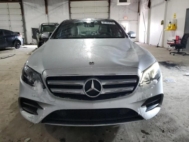 Mercedes-Benz E 300 FACELIFT* 4MATIC* ДИГИТАЛНО* ТАБЛО* BURMESTER* МАС, снимка 5 - Автомобили и джипове - 49505736