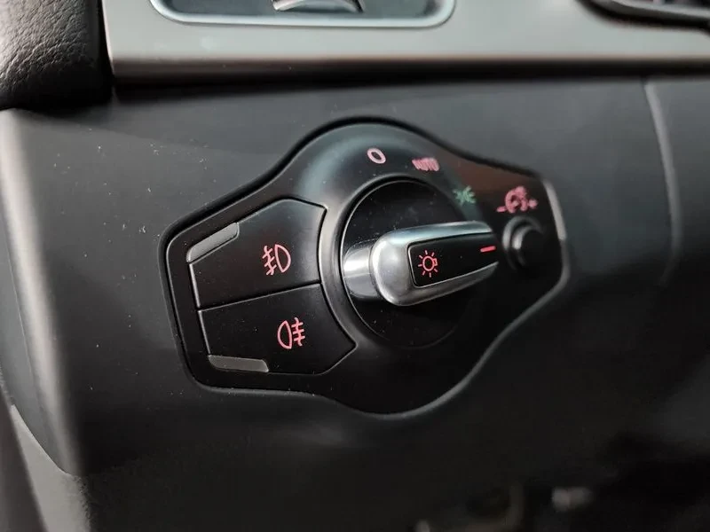 Audi A5 2.0 Tfsi Quattro 8T3, снимка 16 - Автомобили и джипове - 55816929
