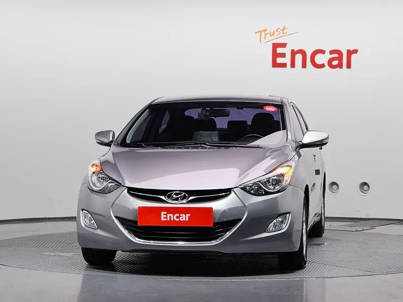 Hyundai Elantra 2Wd (2.0 E-Vgt) Mlx Luxury, снимка 3 - Автомобили и джипове - 56304050