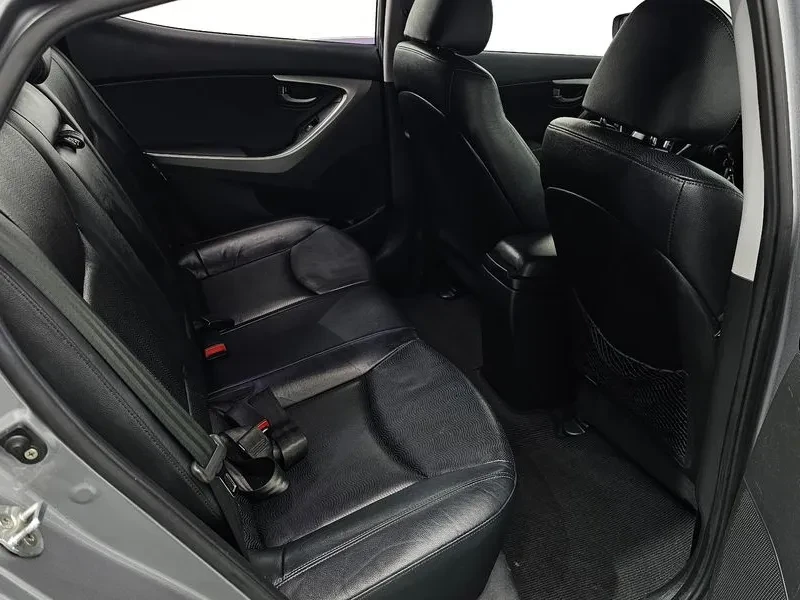Hyundai Elantra 2Wd (2.0 E-Vgt) Mlx Luxury, снимка 12 - Автомобили и джипове - 56304050