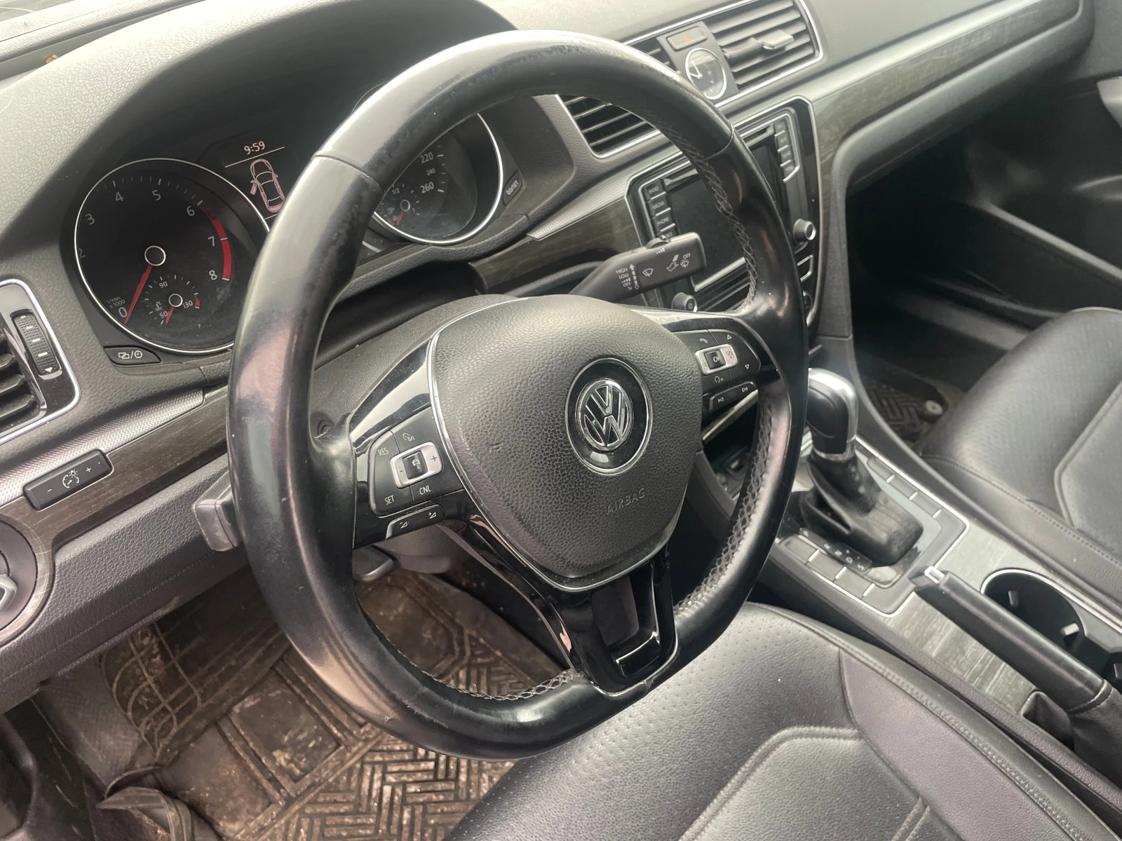 VW Passat 1.8 TSI   | Mobile.bg   13