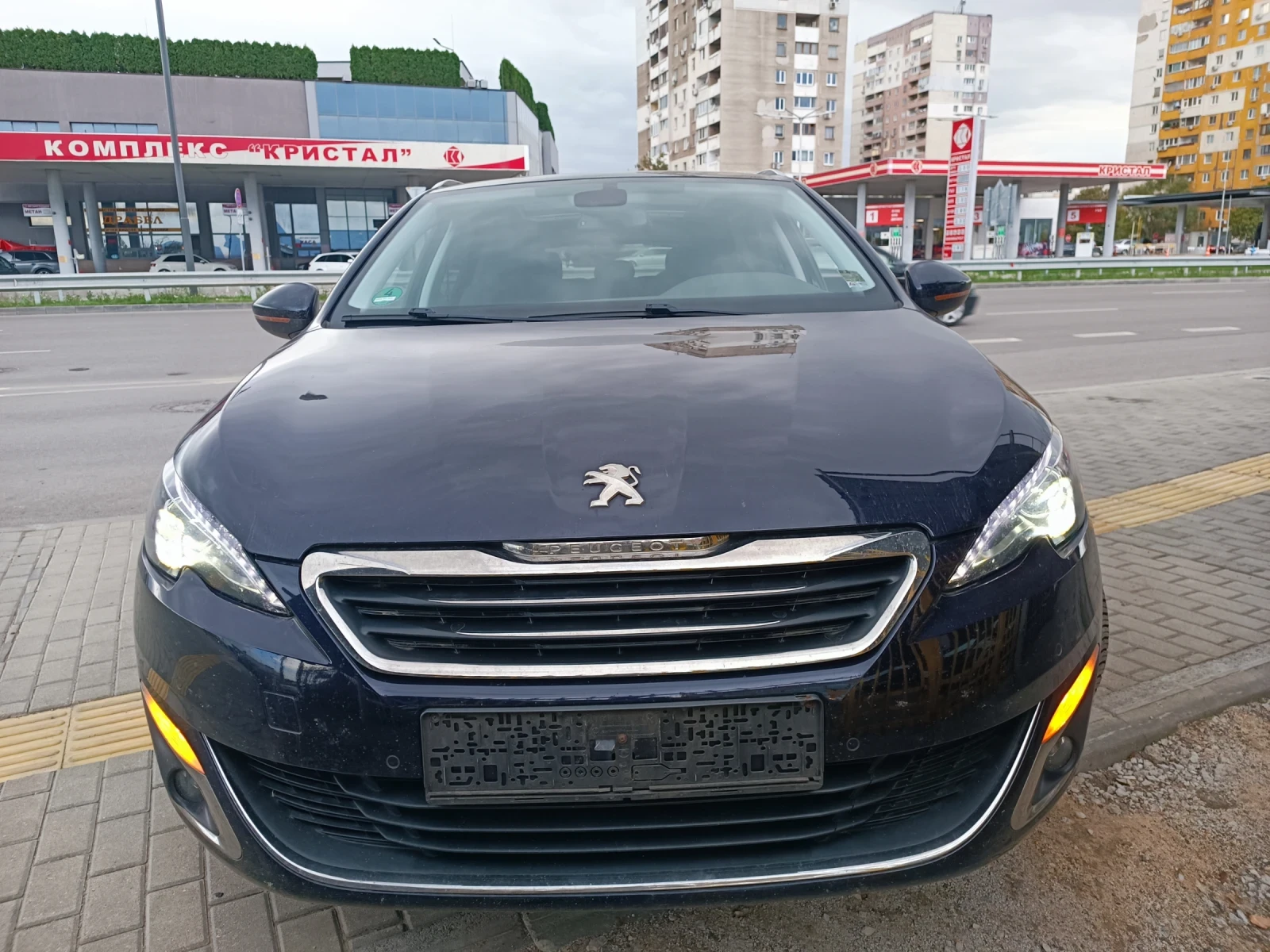 Peugeot 308 2.0 Blue-HDi Allure NAVI FULL LED ПАНОРАМА  - изображение 2