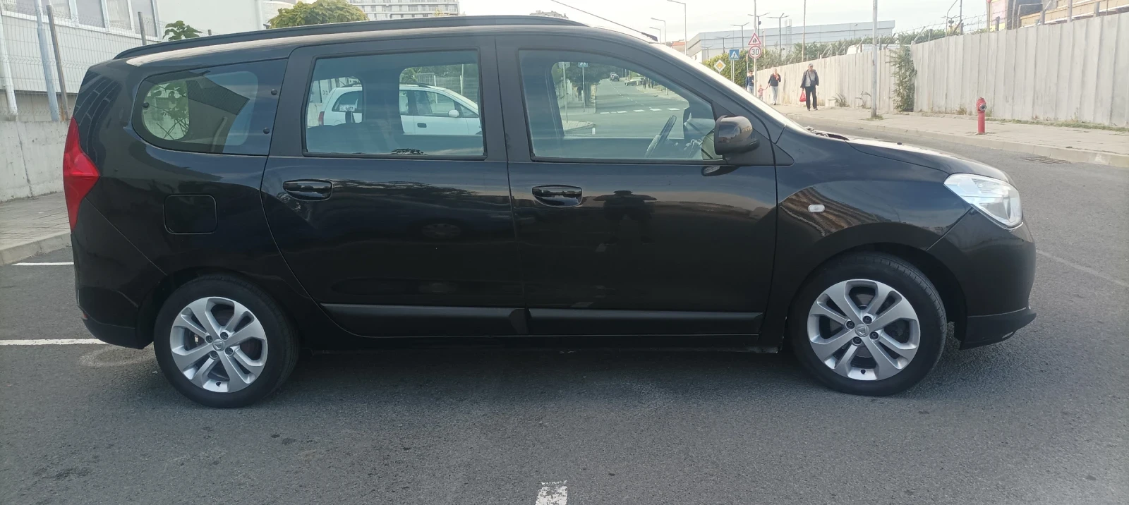 Dacia Lodgy  - изображение 7