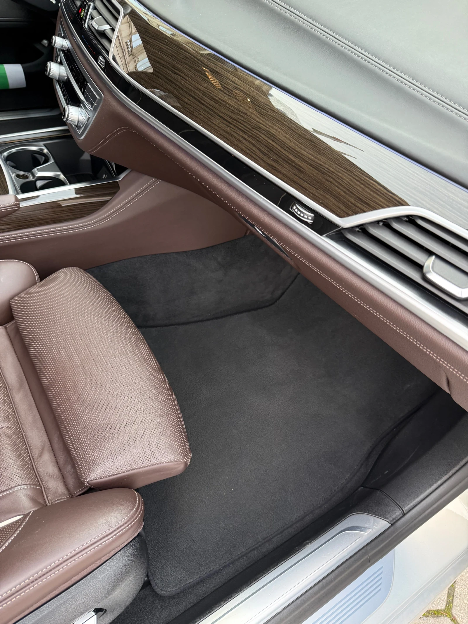 BMW 750 X drive, M-paket - изображение 8