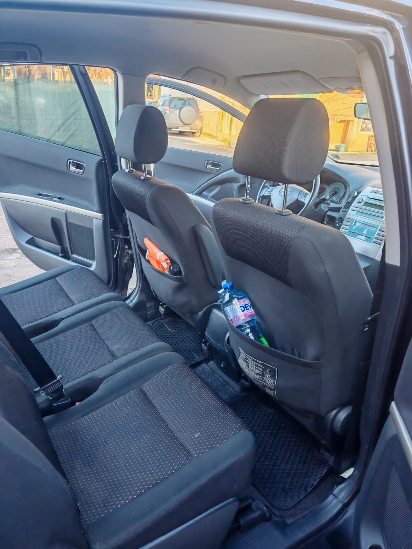 Toyota Corolla verso  - изображение 5