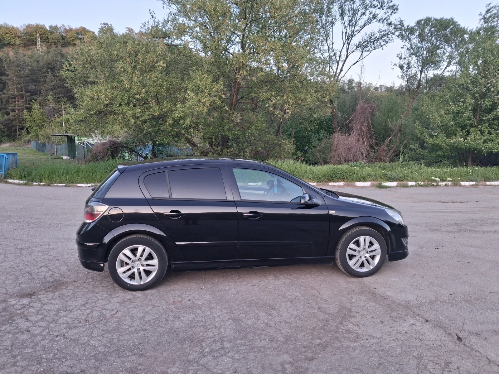 Opel Astra 1.4i benzin/gaz, снимка 6 - Автомобили и джипове - 54456718