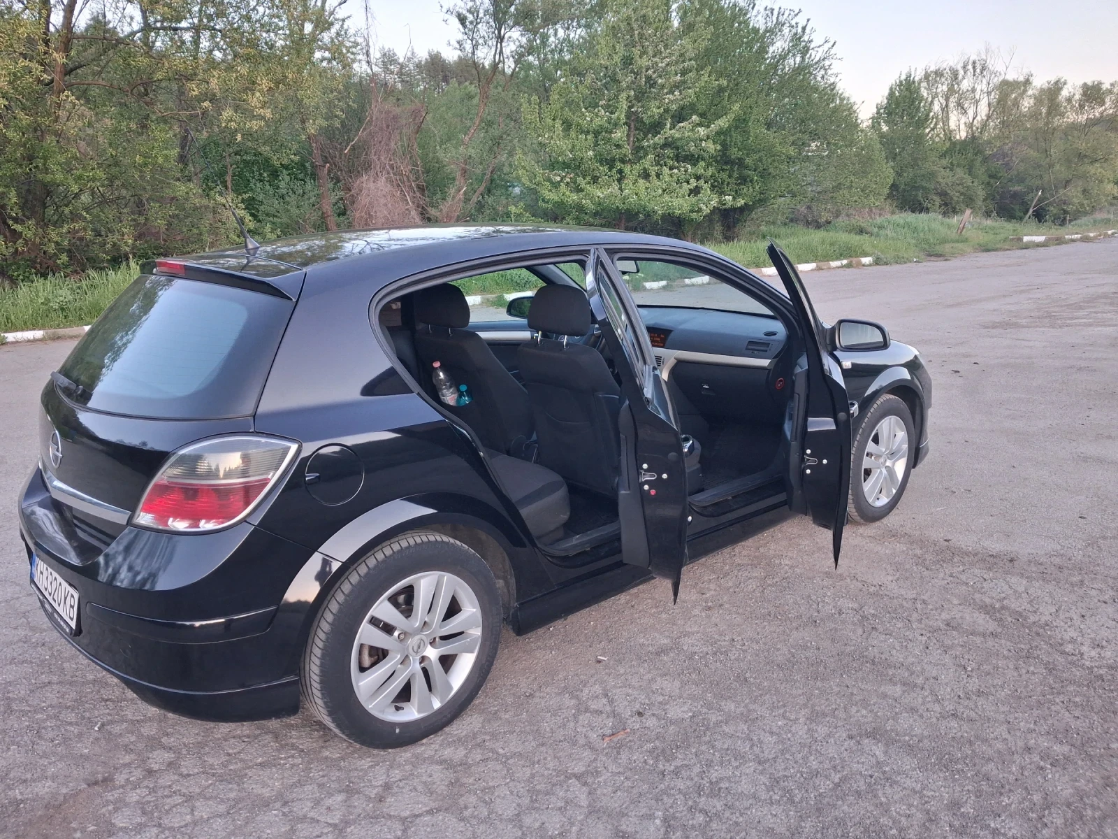 Opel Astra 1.4i benzin/gaz, снимка 10 - Автомобили и джипове - 54456718