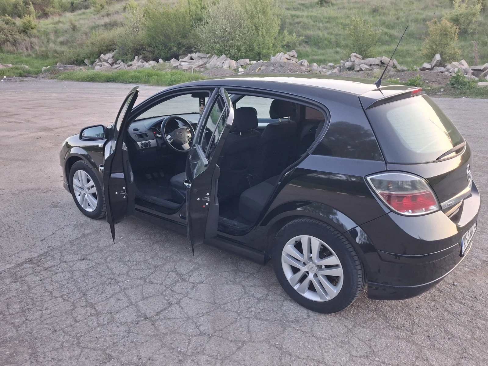 Opel Astra 1.4i benzin/gaz, снимка 9 - Автомобили и джипове - 54456718