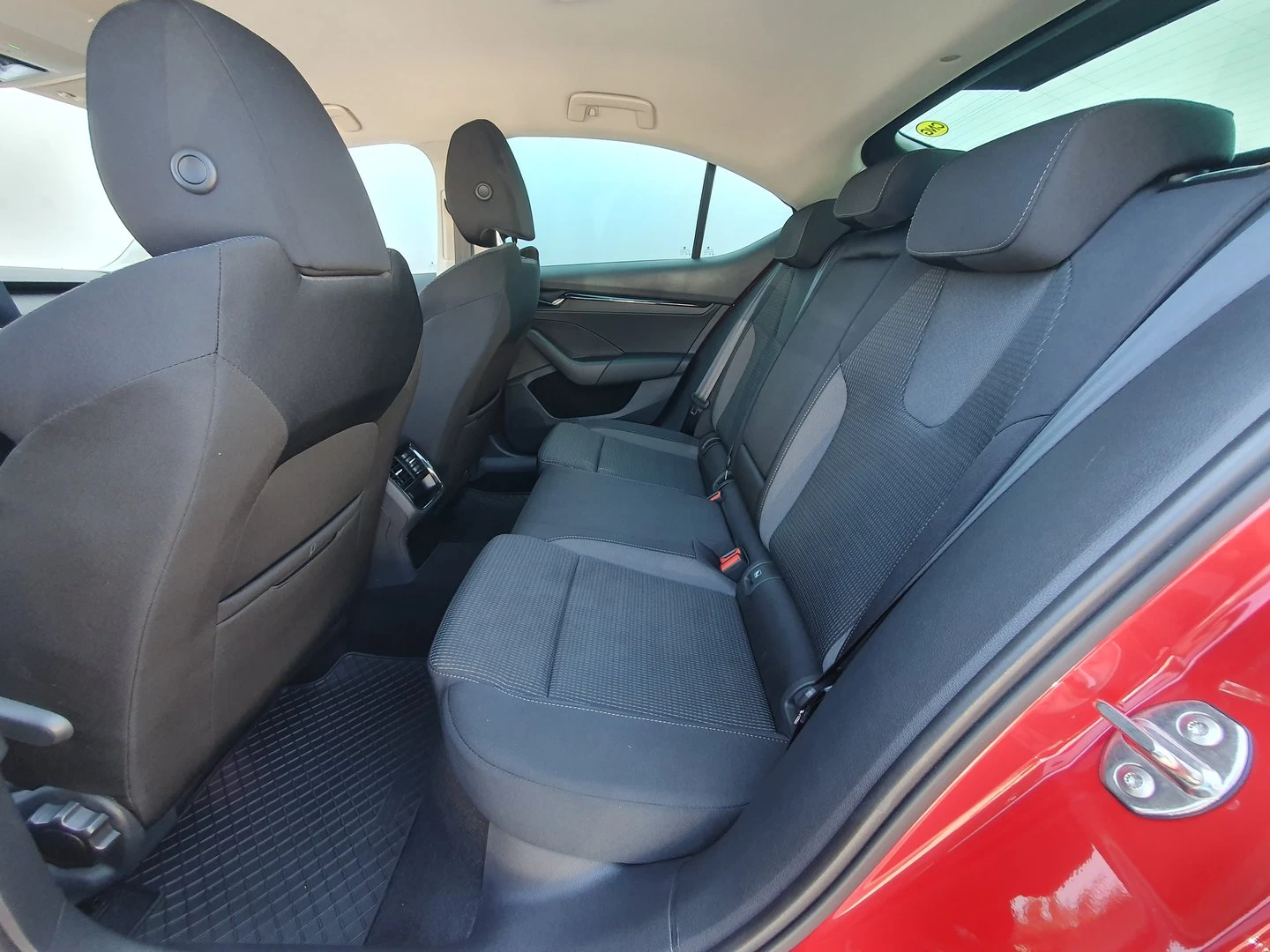 Skoda Octavia Lim. Ambition | Mobile.bg � ����������� 5