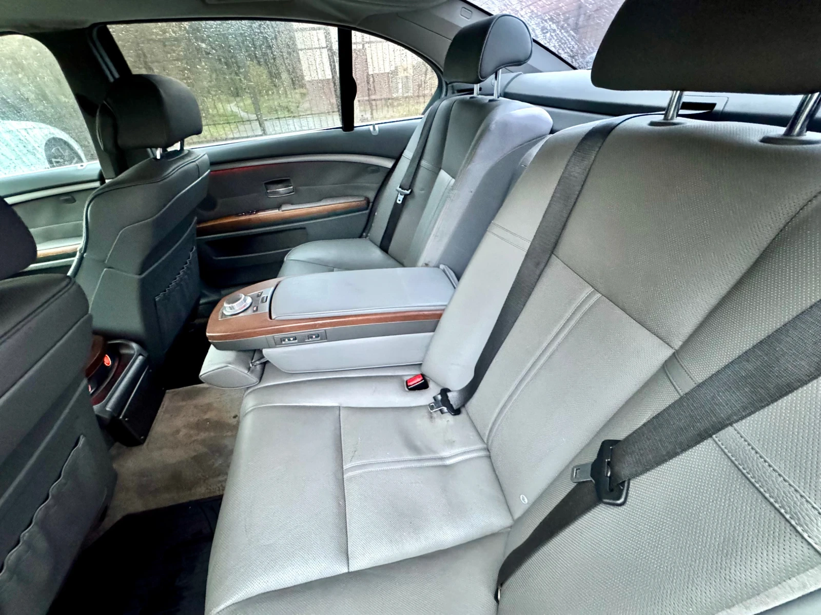 BMW 750 Long Facelift - изображение 10