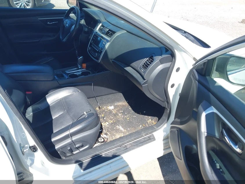 Nissan Altima 2.5L I-4 DOHC, VVT, 179HP Front Wheel Drive | Mobile.bg � ����������� 5