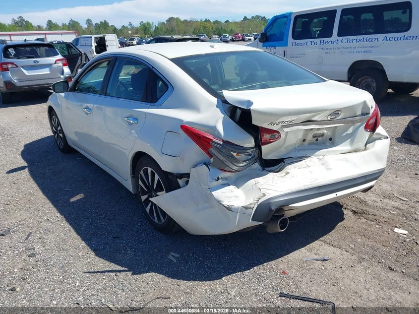 Nissan Altima 2.5L I-4 DOHC, VVT, 179HP Front Wheel Drive | Mobile.bg � ����������� 3