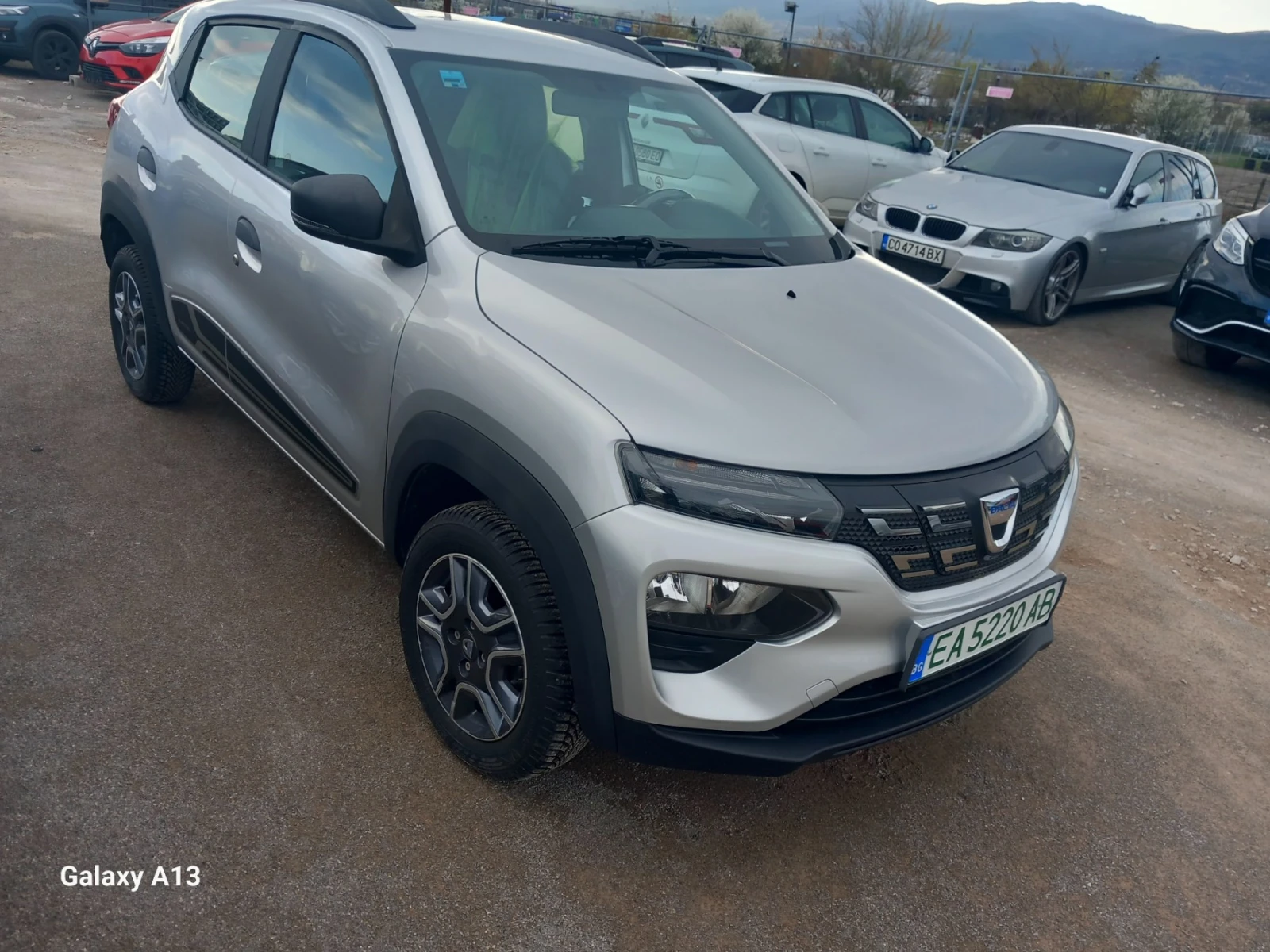 Dacia Spring, снимка 2 - Автомобили и джипове - 54121144