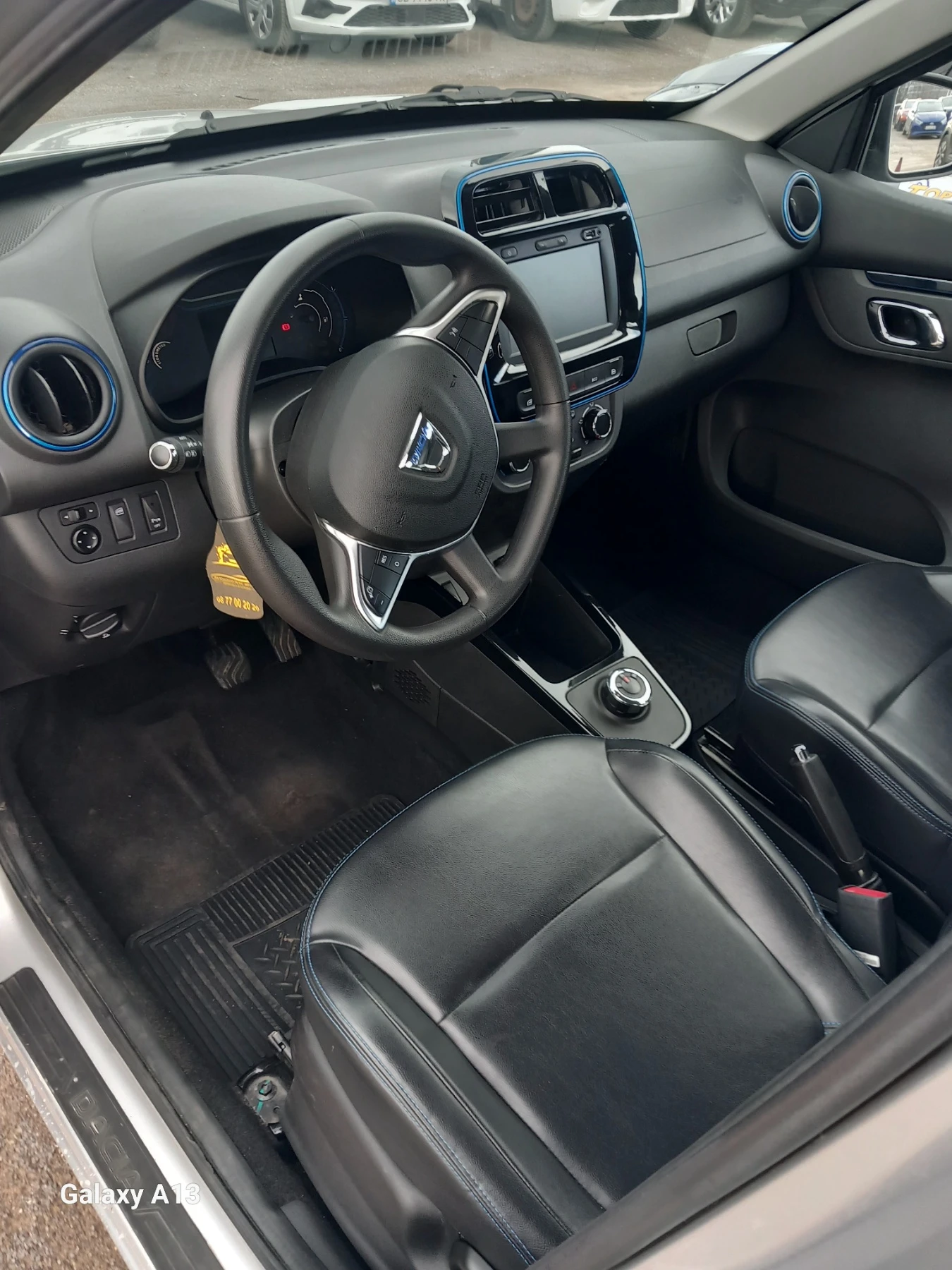 Dacia Spring, снимка 12 - Автомобили и джипове - 54121144