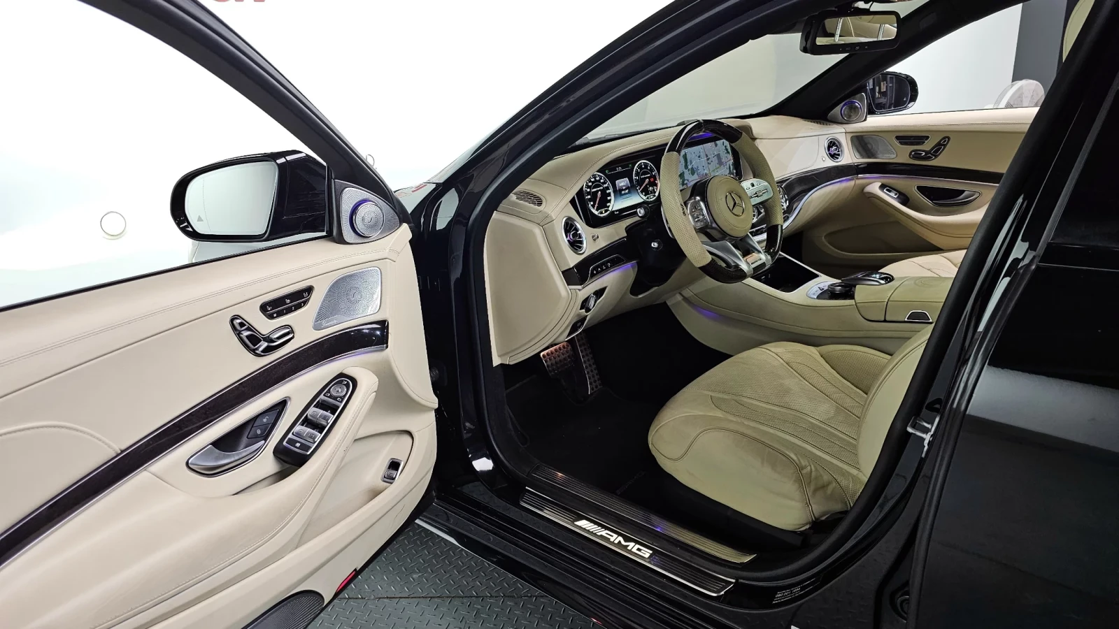 Mercedes-Benz S 63 AMG RETROFIT* DISTRONIK* ОБДУХ* ПАНО* 360* КРАЙНА ЦЕНА, снимка 11 - Автомобили и джипове - 54171905