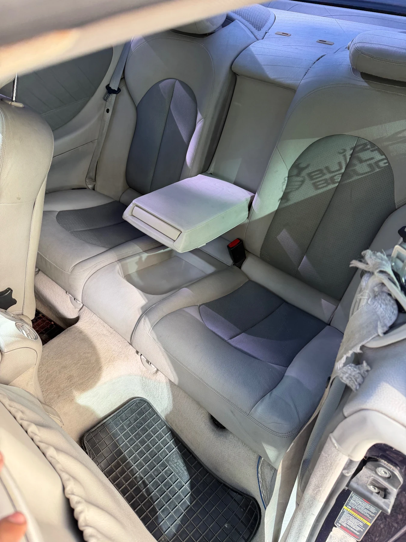 Mercedes-Benz CLK 2.7 Авангард, снимка 7 - Автомобили и джипове - 54496565