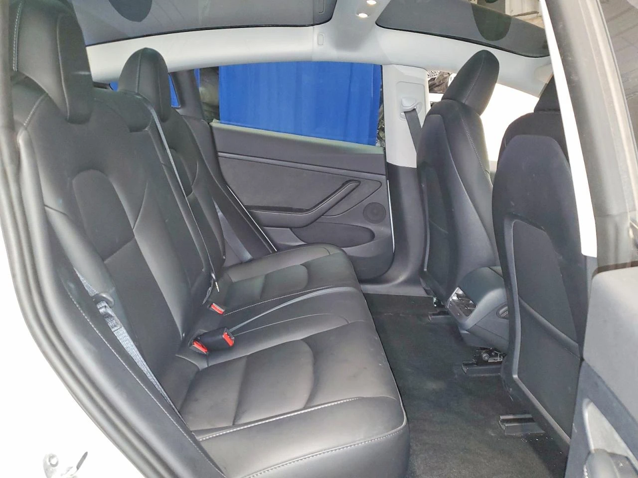 Tesla Model 3 Rear-Wheel Drive, снимка 10 - Автомобили и джипове - 54597826