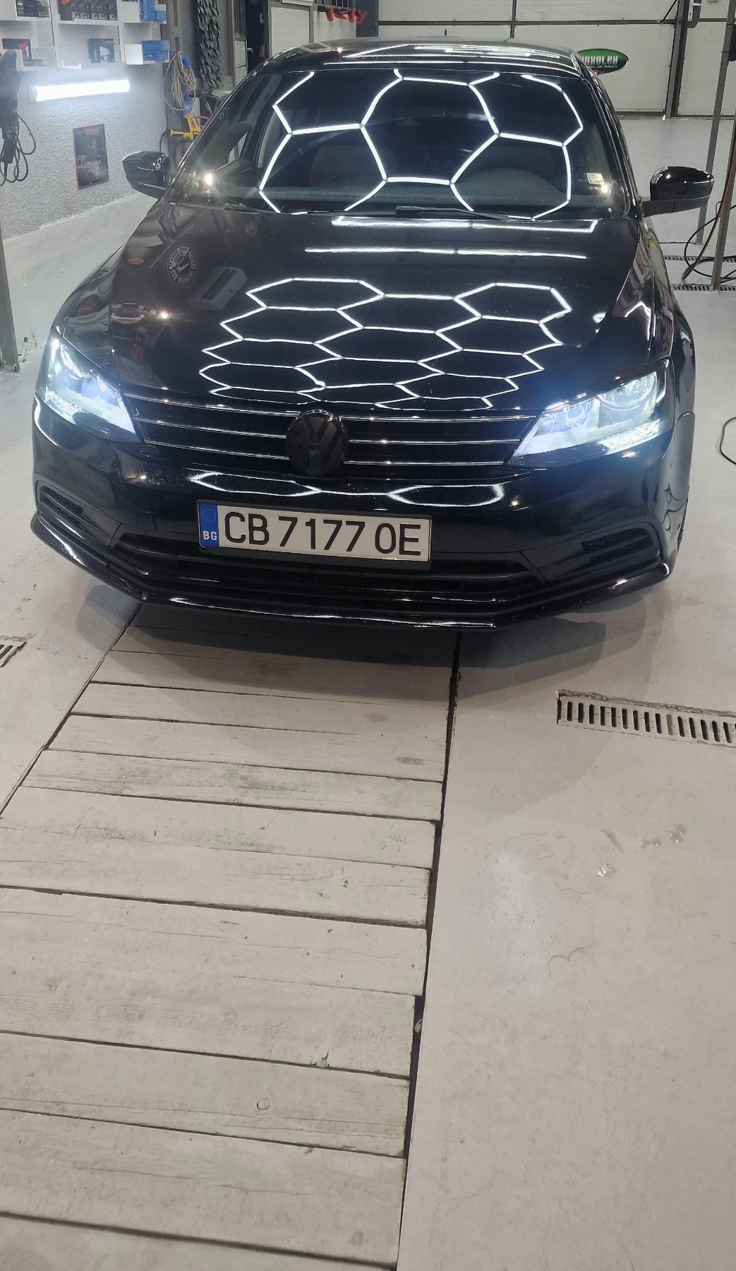 VW Jetta 1.4 TSI 150 HP , снимка 13 - Автомобили и джипове - 54987091