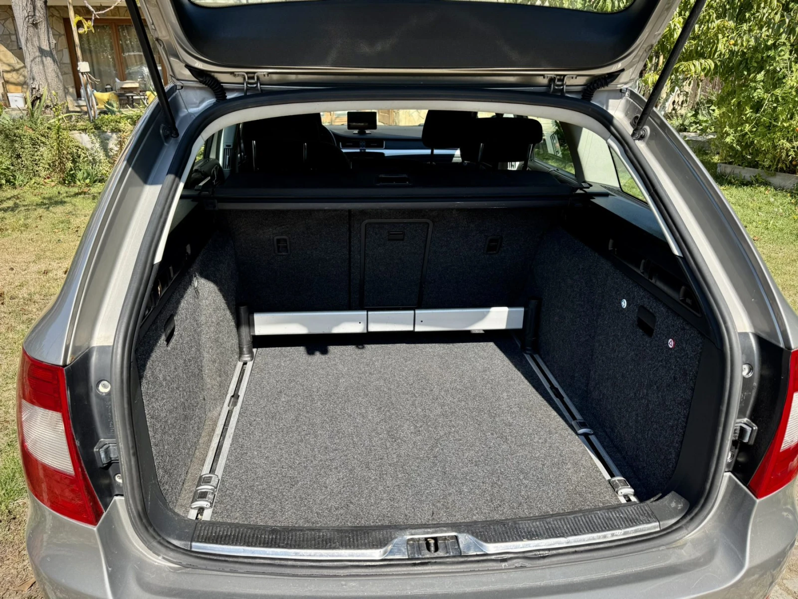 Skoda Superb, снимка 12 - Автомобили и джипове - 56301396