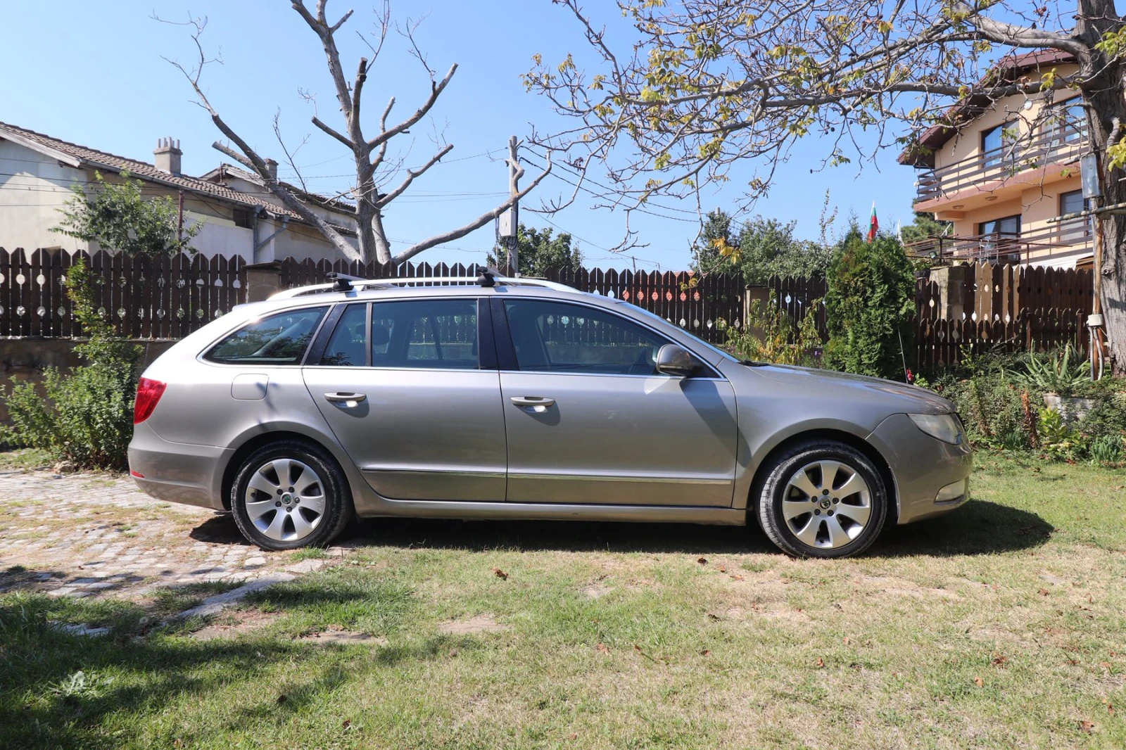 Skoda Superb, снимка 4 - Автомобили и джипове - 56301396