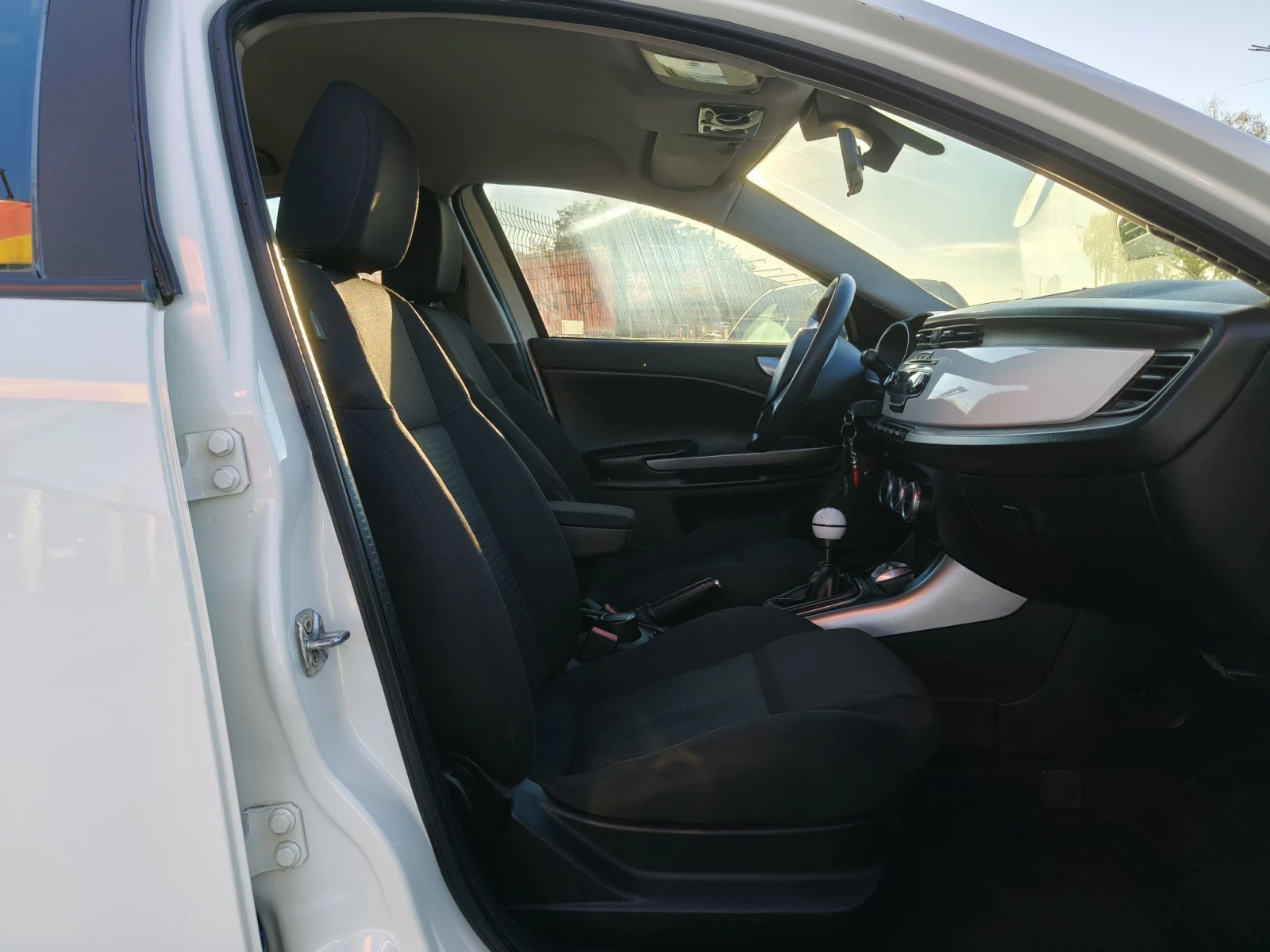 Alfa Romeo Giulietta 1.6JTDM | Mobile.bg � ����������� 12